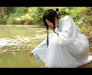 《不胜人生一场醉(笑傲江湖同人)》